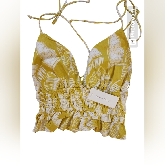 NWT Sim & Sam V-neck cotton crop.  Womens.  Size: Small - Picture 1 of 8